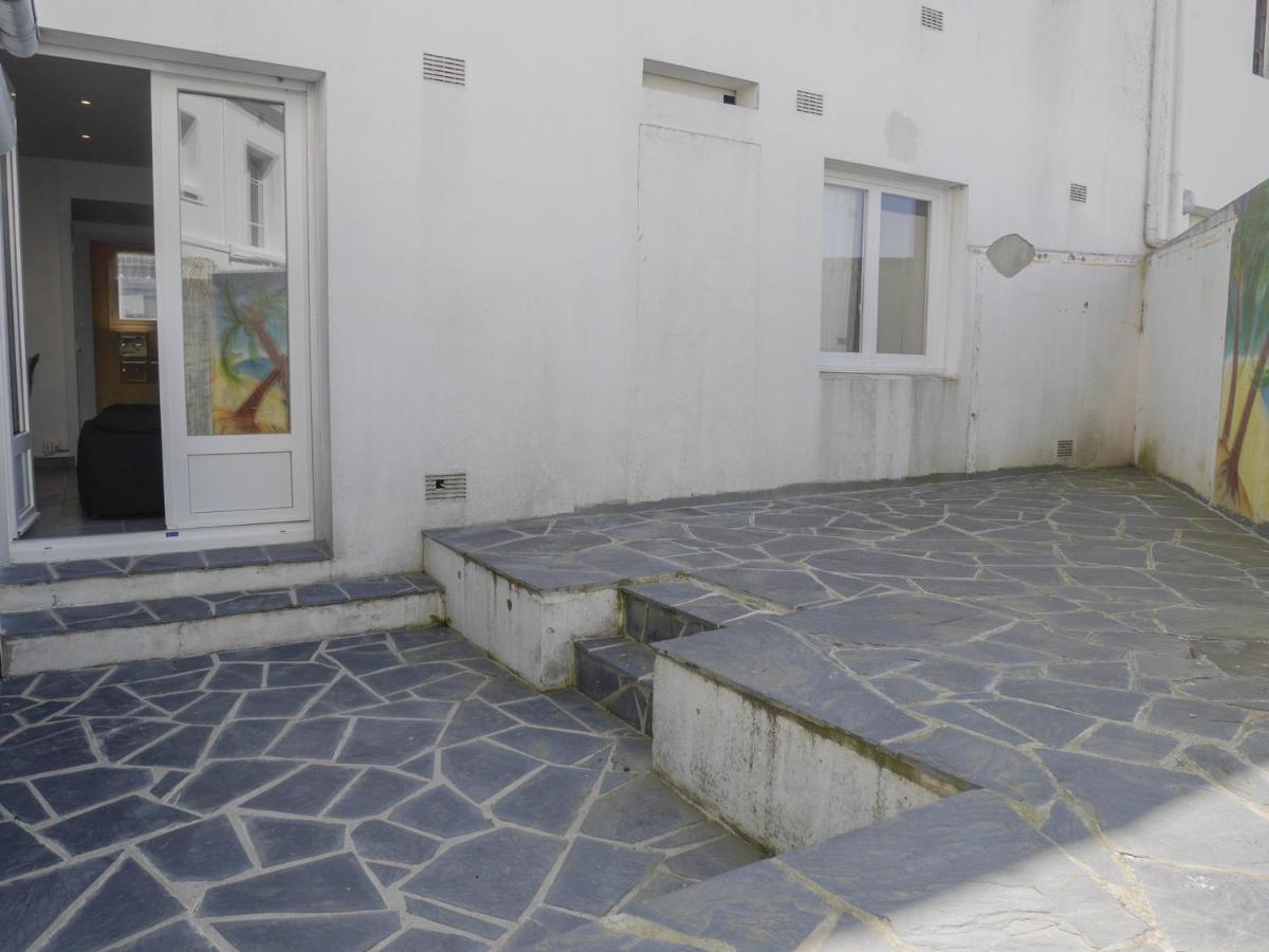 Appartement Renove En Plein Centre De Palais Avec Cour Ensoleillee, Proche Du Port, Animaux Acceptes - Fr-1-418-222 Exterior foto